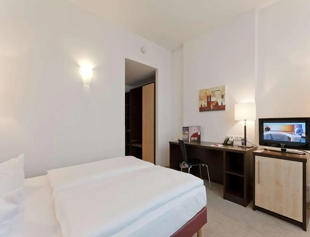 AZIMUT Hotel München