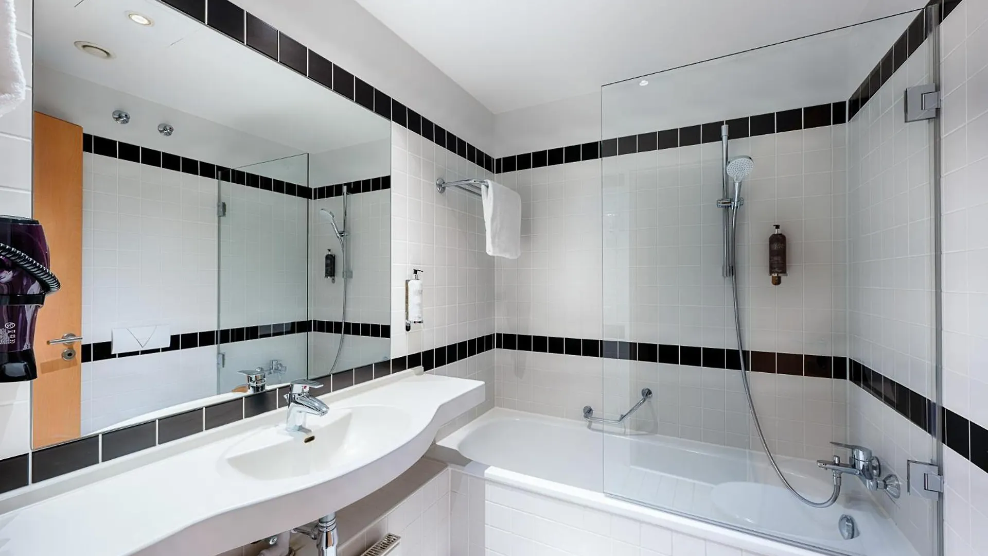 AZIMUT Hotel München