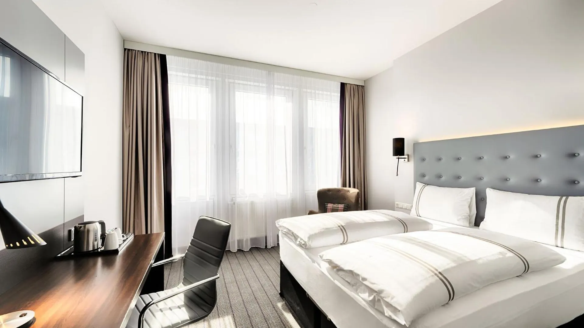 AZIMUT Hotel München
